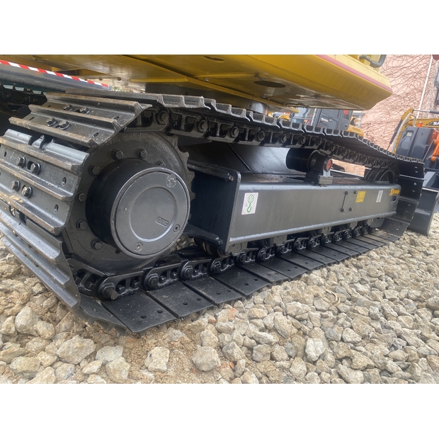 2025 Komatsu PC70-8-46169055