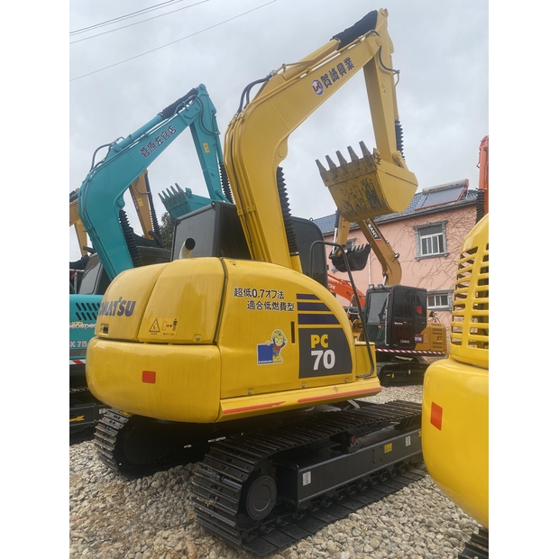 2025 Komatsu PC70-8-46169060