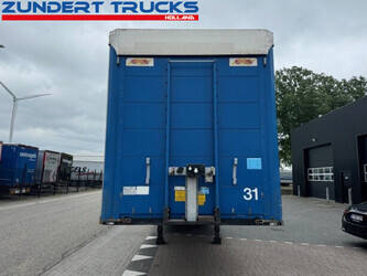 2016-a-d-others-46169163