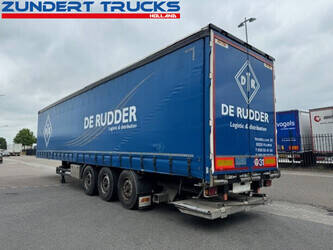 2016-a-d-others-46169173