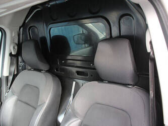 2021-renault-kangoo-express-1-5-dci-46170070