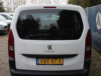 2019-peugeot-partner-1-6-hdi-46170111