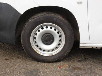 2019-peugeot-partner-1-6-hdi-46170122