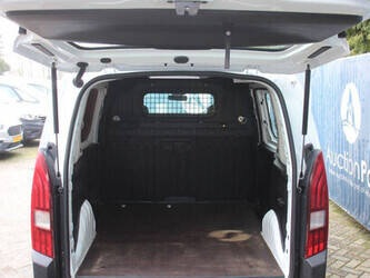 2019-peugeot-partner-1-6-hdi-46170125