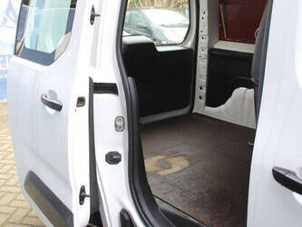 2019-peugeot-partner-1-6-hdi-46170132