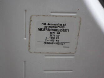 2019-peugeot-partner-1-6-hdi-46170133