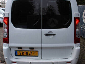 2015-peugeot-expert-1435344-46170248