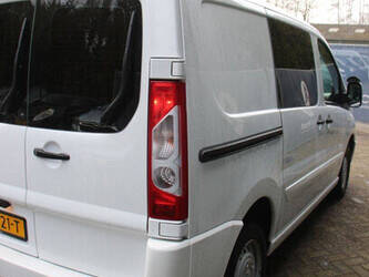 2015-peugeot-expert-1435344-46170249