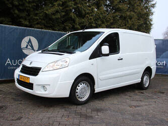 2015-peugeot-expert-1435344-46170252