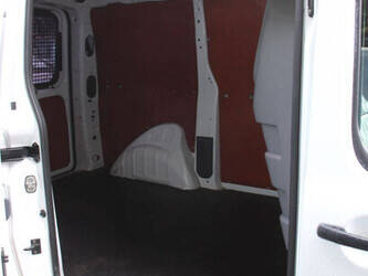 2015-peugeot-expert-1435344-46170267