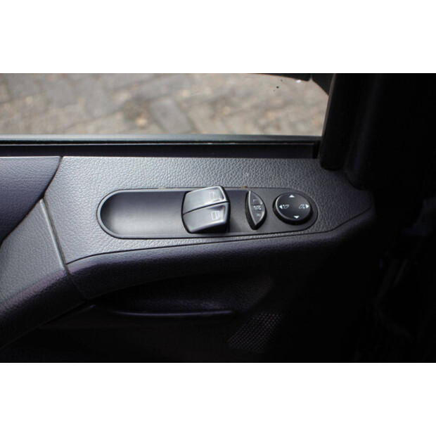 2012 مرسيدس بنز Vito 122-46170408