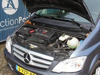 2012-mercedes-benz-vito-122-46170417