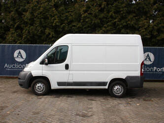 2012-peugeot-boxer-333-l2h1-2-2hdi-120-46170474