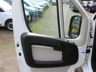 2012-peugeot-boxer-333-l2h1-2-2hdi-120-46170502