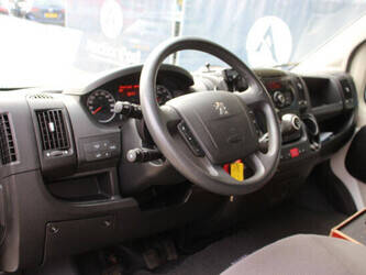 2012-peugeot-boxer-333-l2h1-2-2hdi-120-46170503