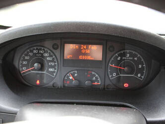 2015-peugeot-boxer-333-l2h1-2-2hdi-120-46170574