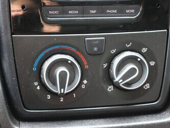 2015-peugeot-boxer-333-l2h1-2-2hdi-120-46170578