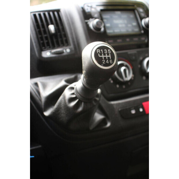 2015 Peugeot Boxer 333 L2H1 2.2HDI 120-46170579