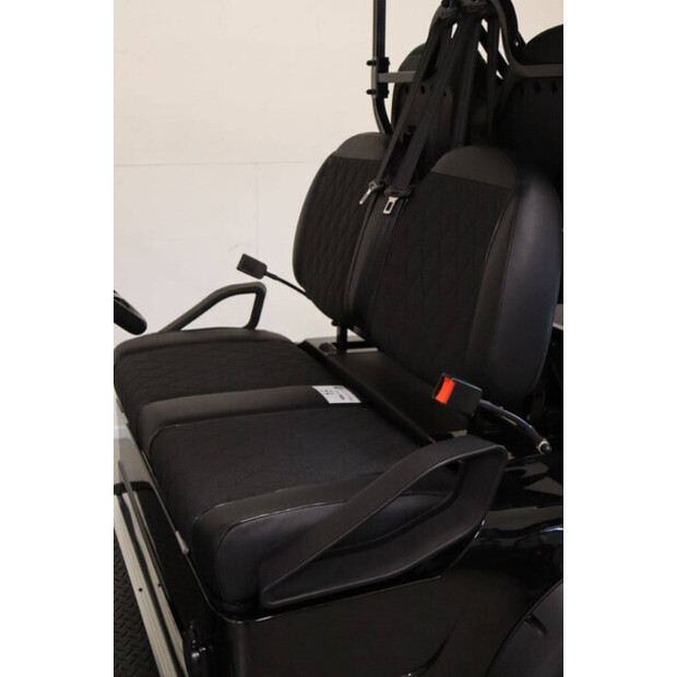 2025 OX L6e-A KG4-46170989