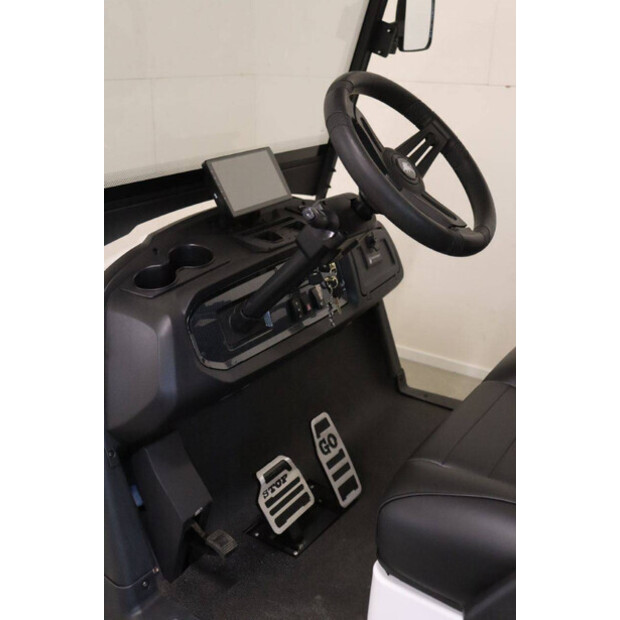 2025 OX ZG4-46171032