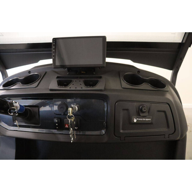 2025 OX ZG4-46171037