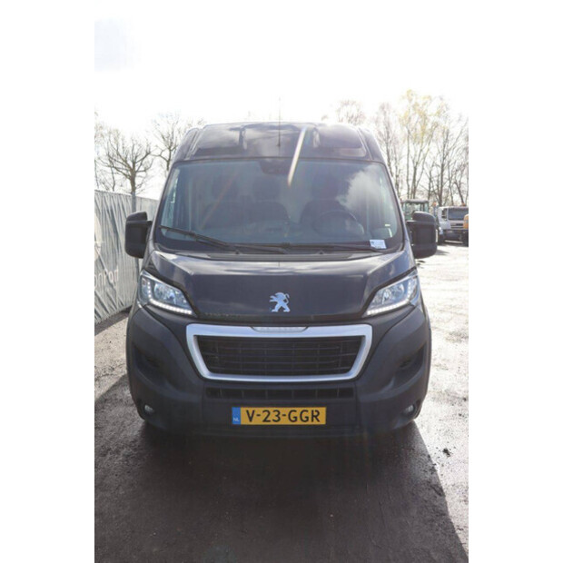 2020 Peugeot BOXER-46171068