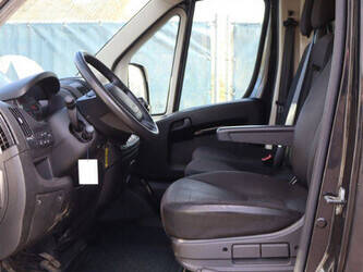 2020-peugeot-boxer-1435358-46171077