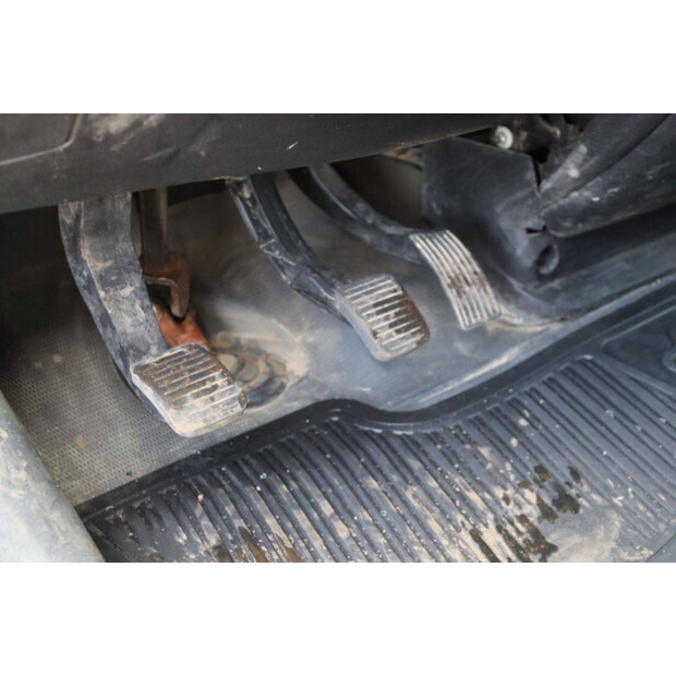 2020 Peugeot BOXER-46171080