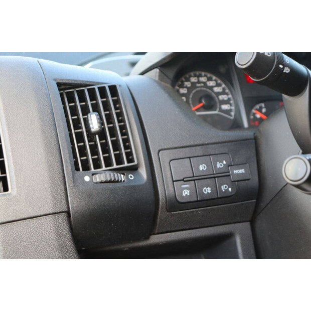 2020 Peugeot BOXER-46171081