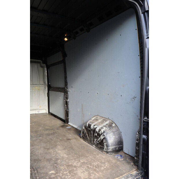 2020 Peugeot BOXER-46171092