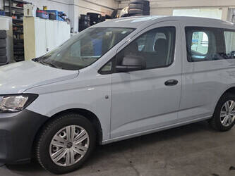 2021-volkswagen-caddy-46171203