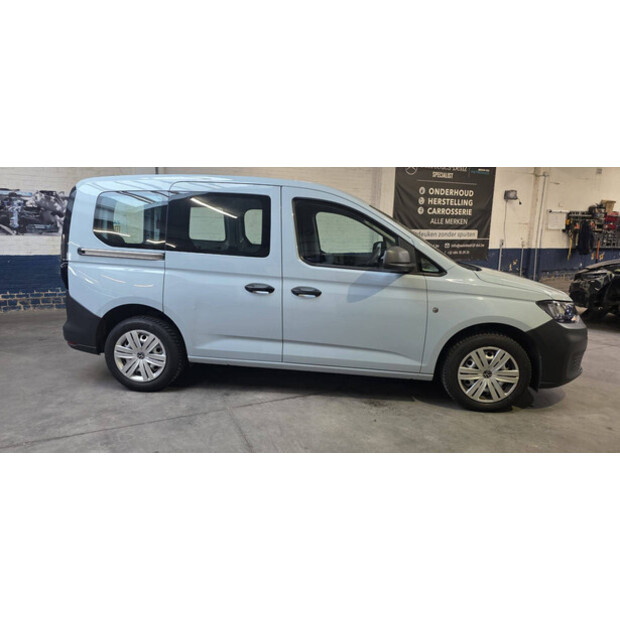 2021 Volkswagen Caddy-46171206