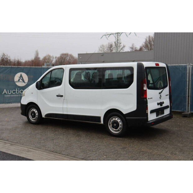 2019 Renault Trafic-46171264