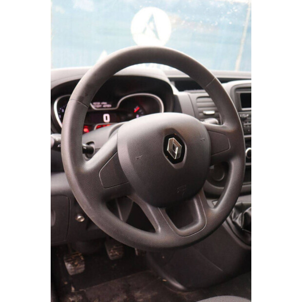 2019 Renault Trafic-46171284