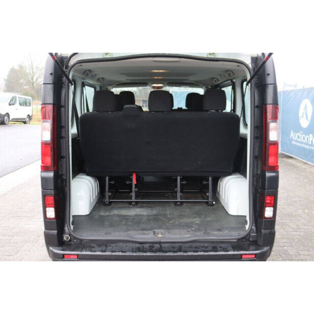 2019 Renault Trafic-46171293