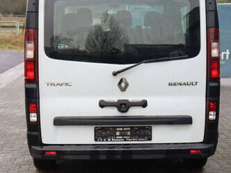 2019-renault-trafic-1435364-46171327