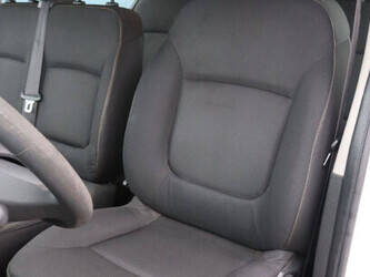 2019-renault-trafic-1435364-46171345