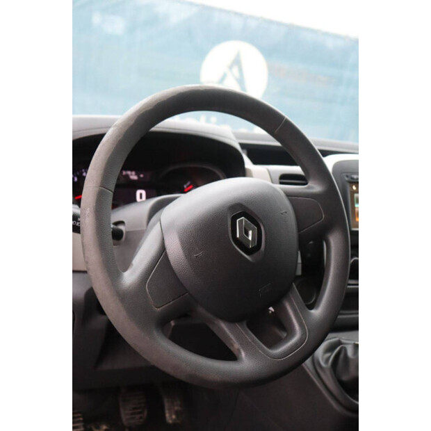 2019 Renault Trafic-46171348