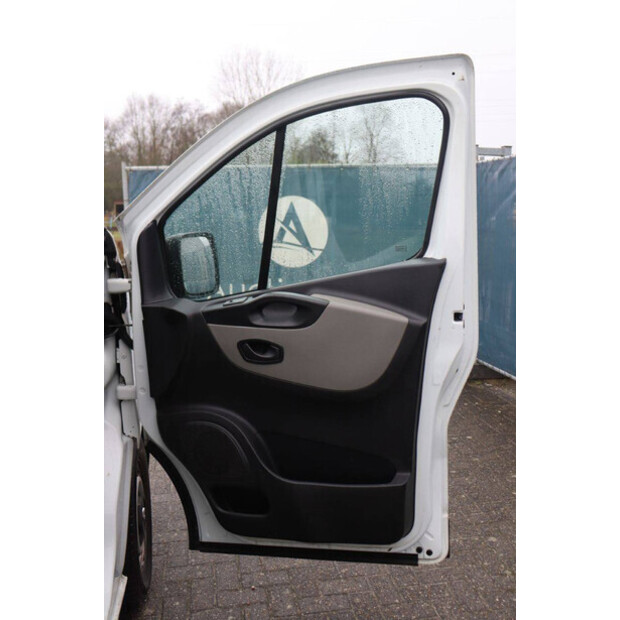 2019 Renault Trafic-46171365