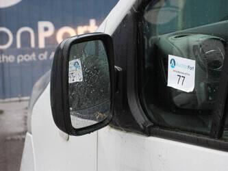 2018-renault-trafic-1435369-46171608