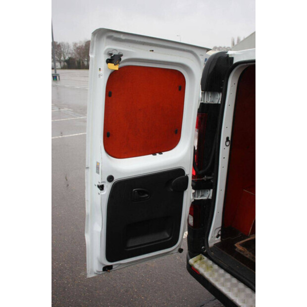 2018 Renault Trafic-46171616