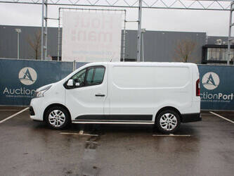 2017-renault-trafic-1435375-46171844