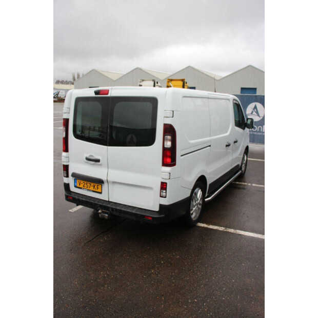 2017 Renault Trafic-46171847