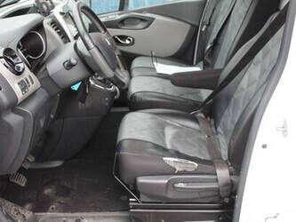 2017-renault-trafic-1435375-46171869