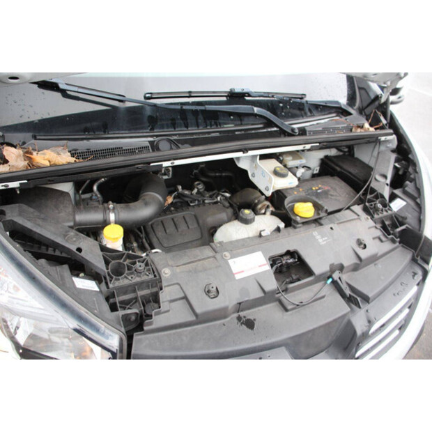 2017 Renault Trafic-46171873