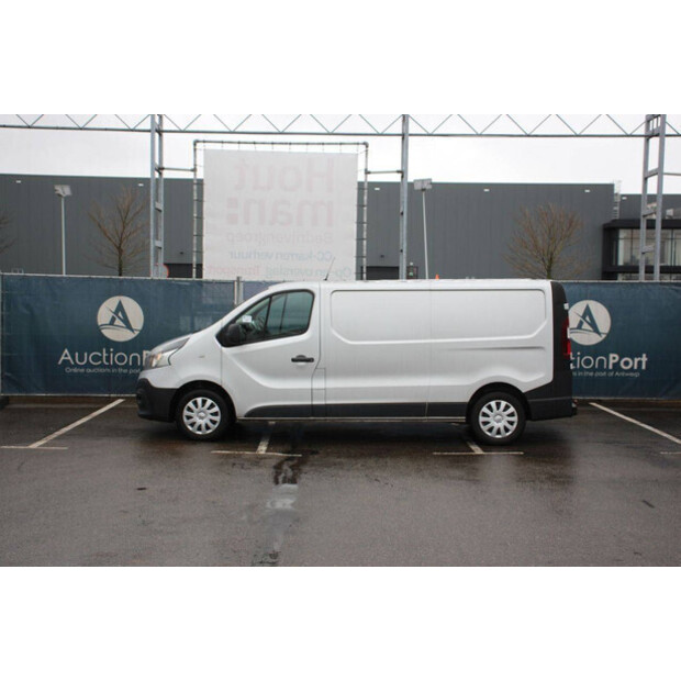 2018 Renault Trafic-46171888