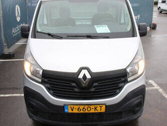 2018-renault-trafic-1435376-46171897