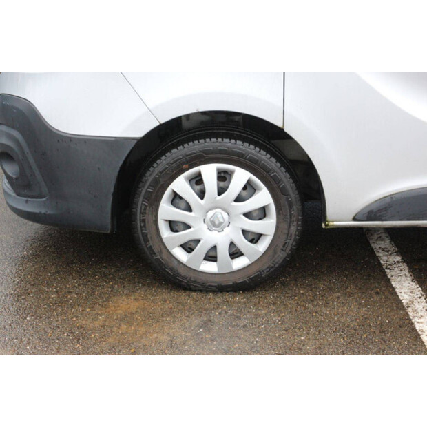 2018 Renault Trafic-46171907