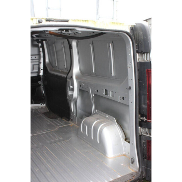 2018 Renault Trafic-46171917