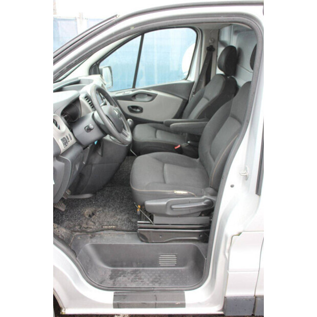 2018 Renault Trafic-46171928